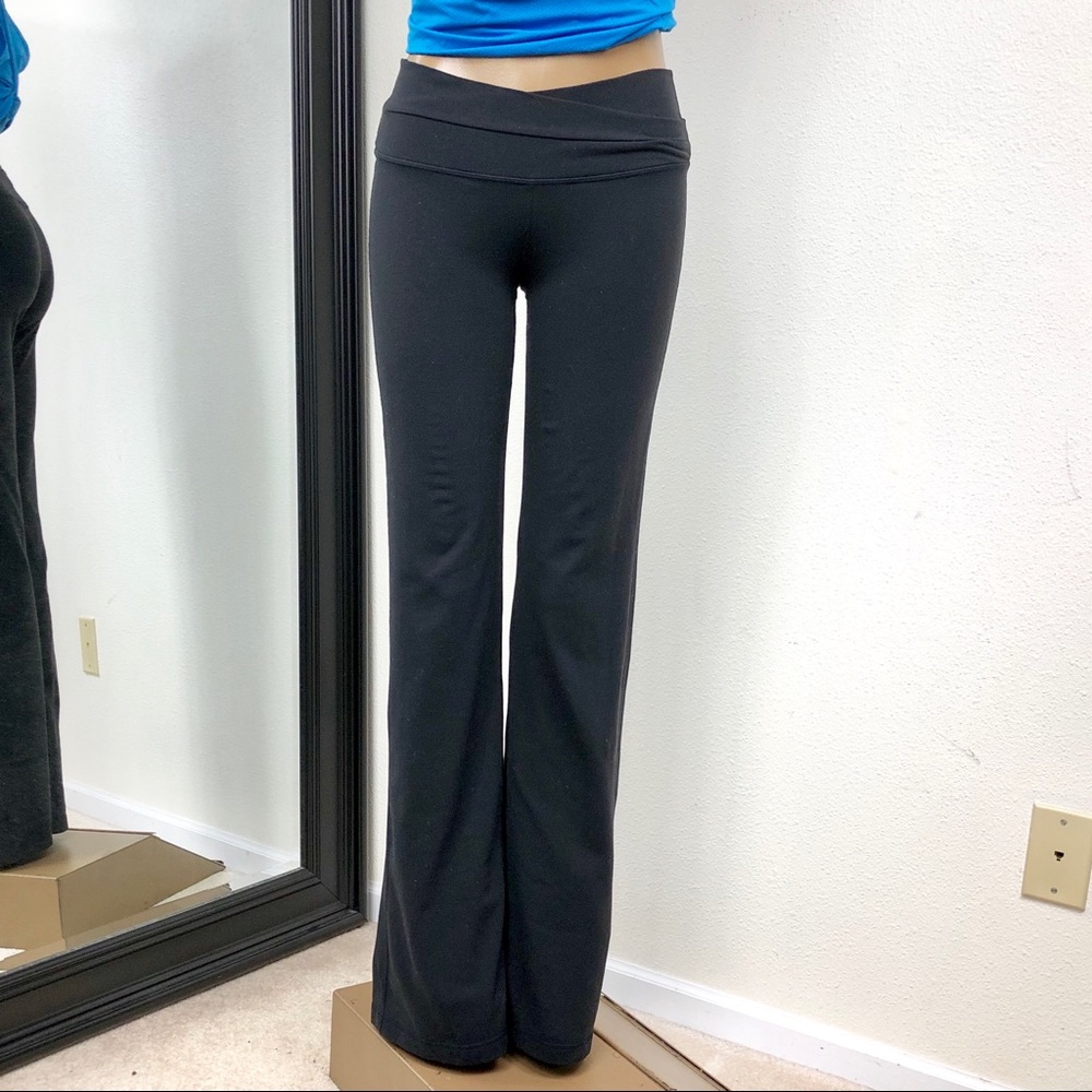 Black Lululemon Astro Pants Sz.8